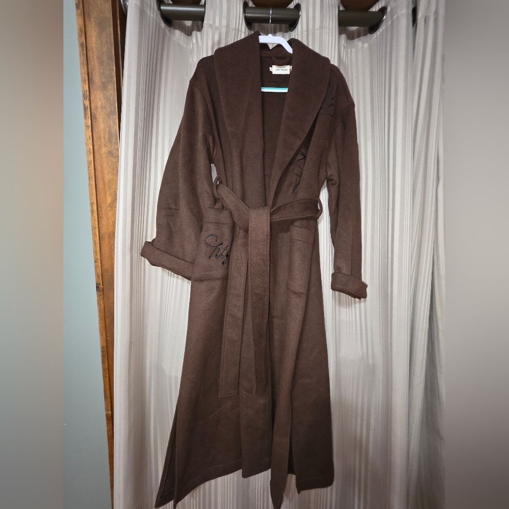 Chic Long Brown Women's Coat   NWOT